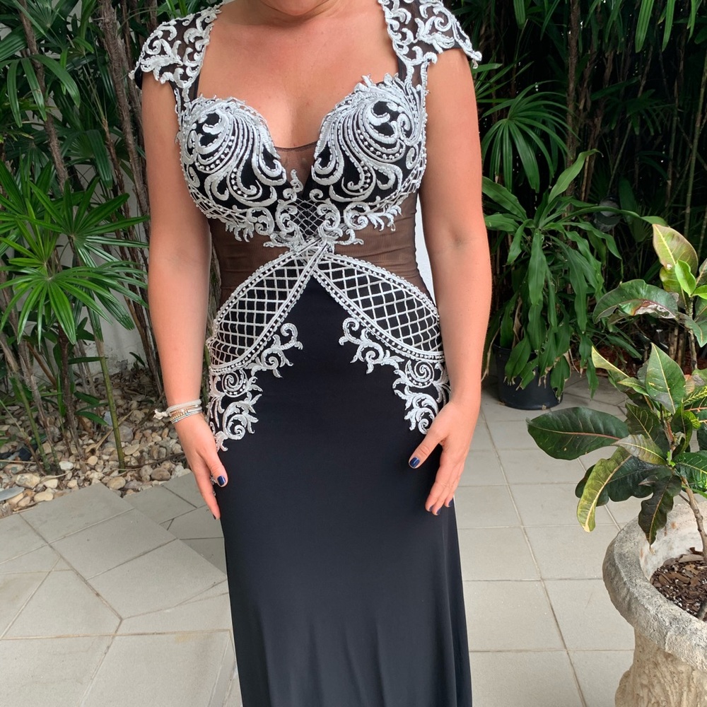 Sexy black and white dress on sale